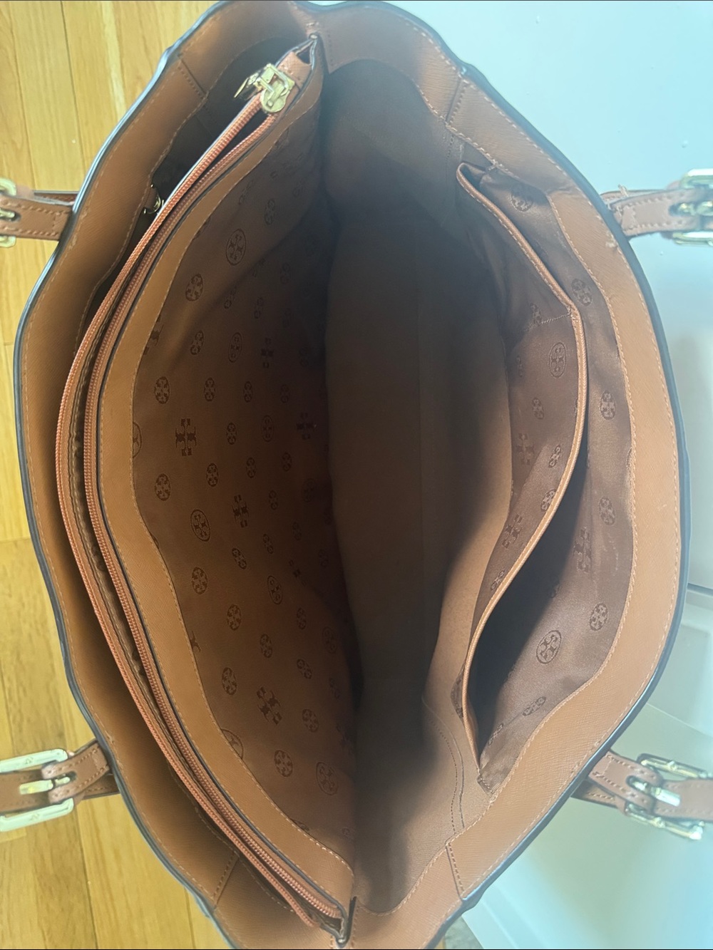 Tory Burch Saddle Brown Leather Tote with Adjustable Straps - Picture 3 of 5